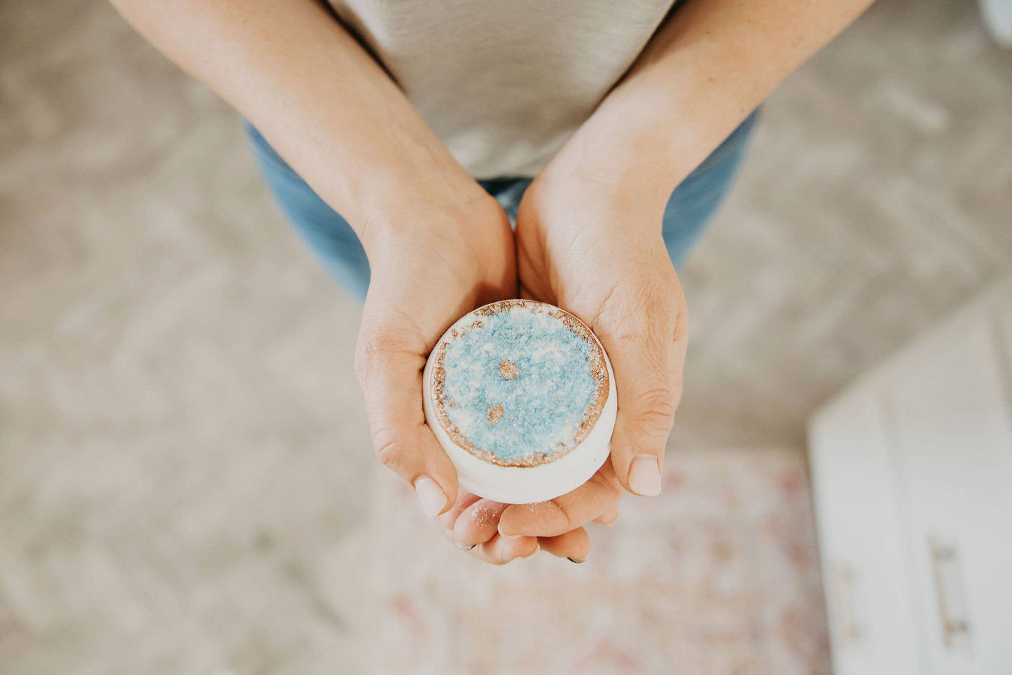 Crystal Bath Bomb - Turquoise - Blue + Gold