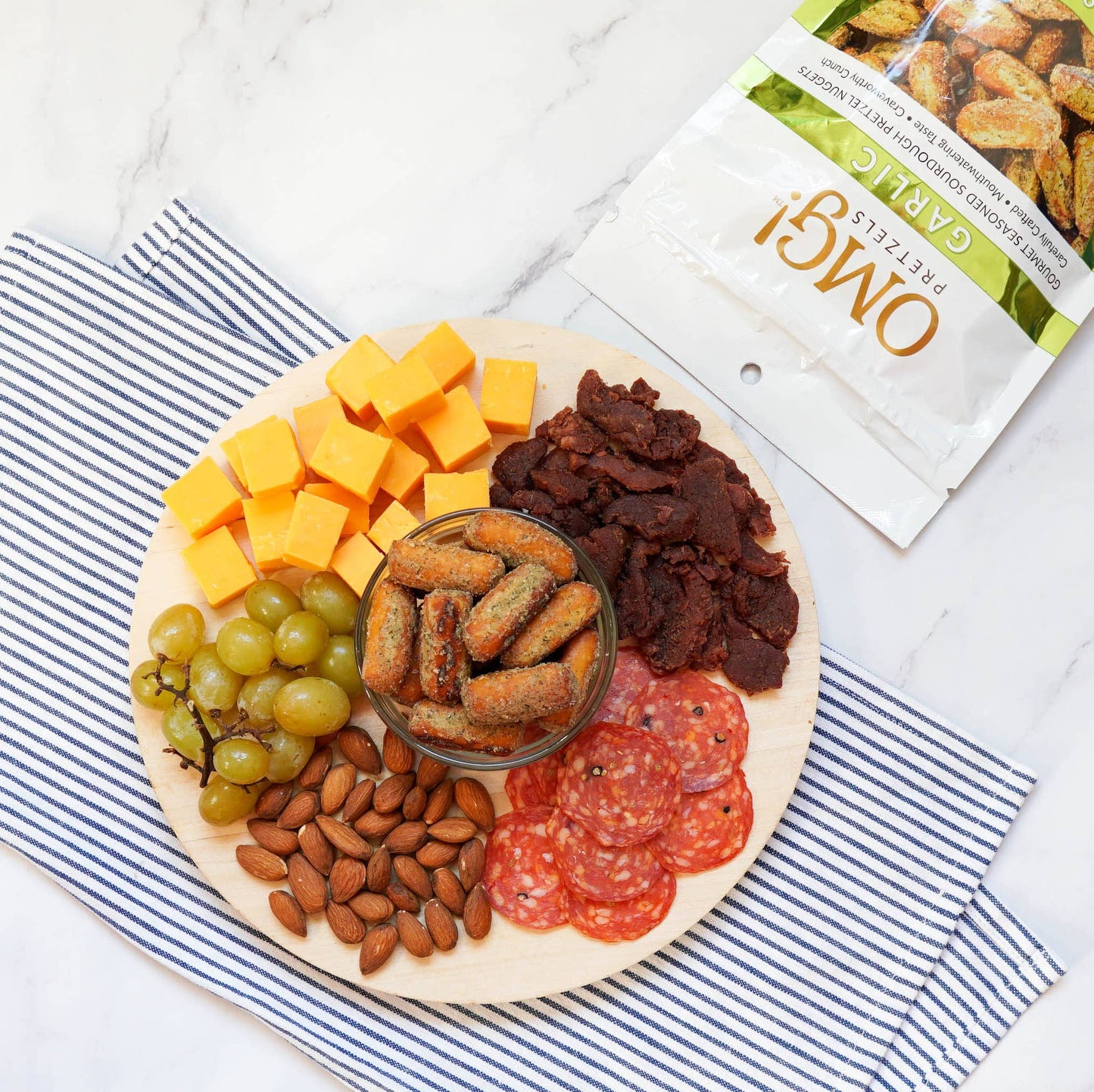 Garlic Flavored Seasoned Pretzel Nuggets 8oz