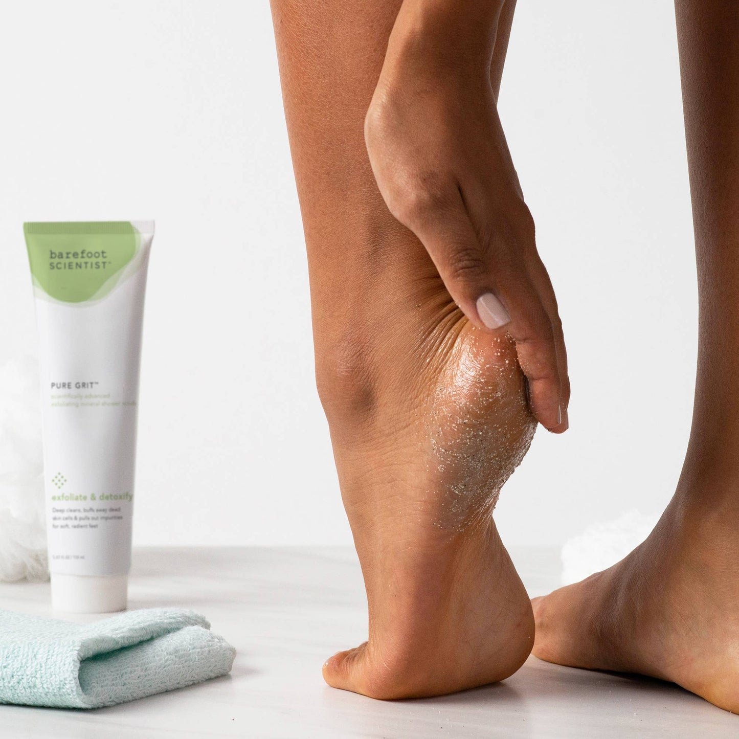 Pure Grit Revitalizing Mineral Scrub