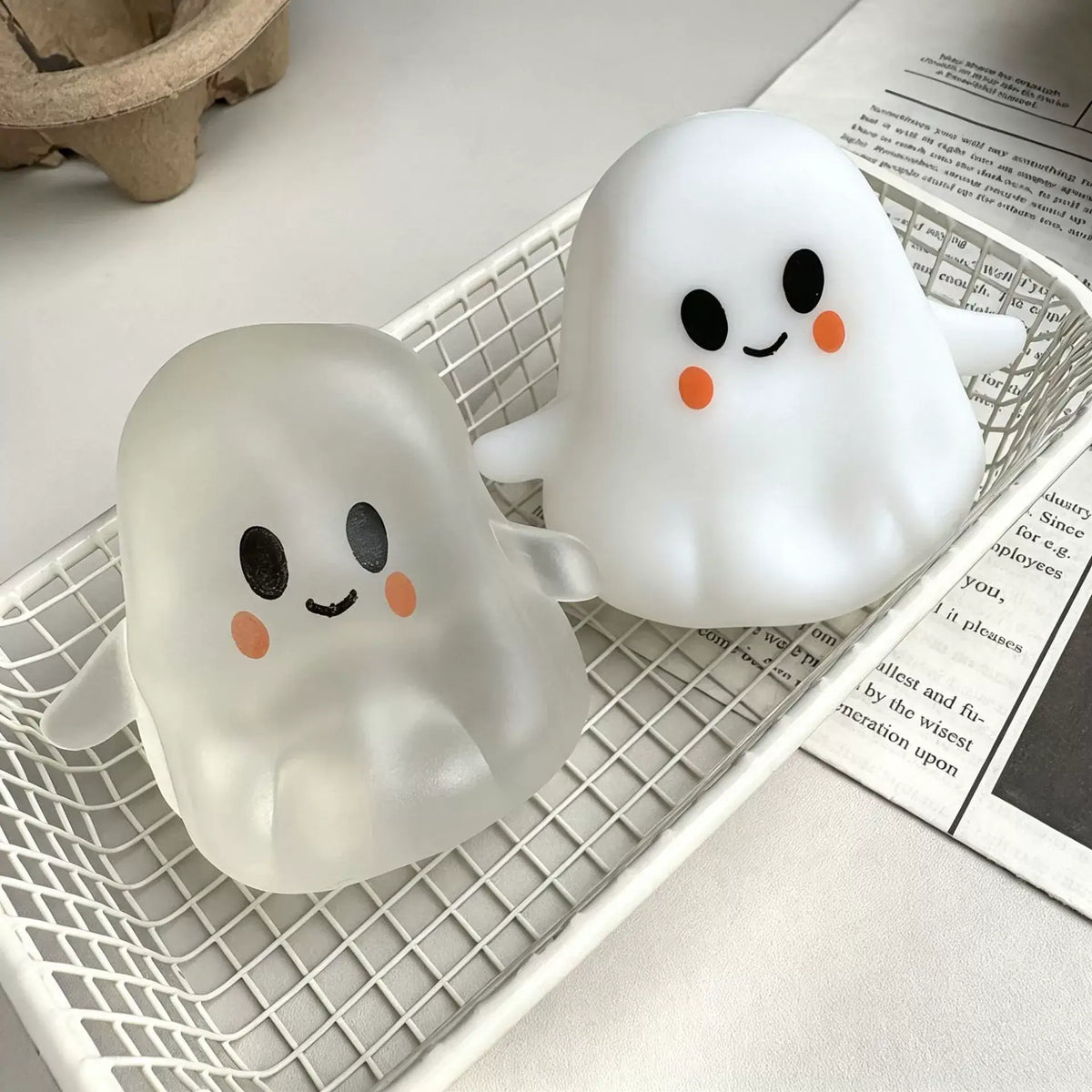 Accessiorie (We Pay All Duties) - Moldable Halloween Ghost Stress Relief Squeeze Toy
