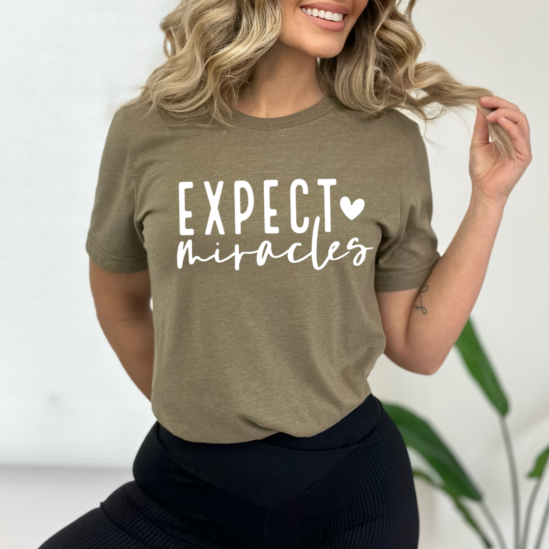 FAMS design - Expect Miracles Motivational Graphic Tee: Heather Mauve-White Words / L