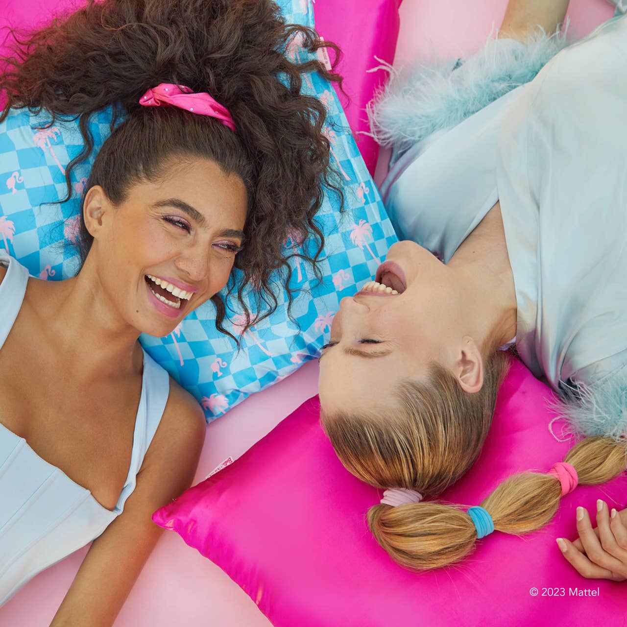 KITSCH - Barbie x kitsch Satin Pillowcase - Malibu Barbie