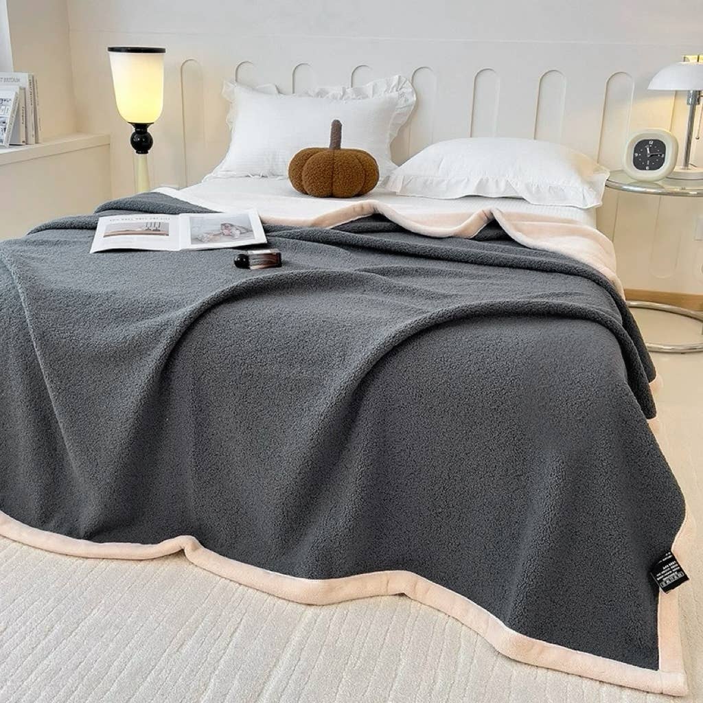 FLUFFERY - Teddy Curly Throw Blanket (2 sizes, 2 colors)