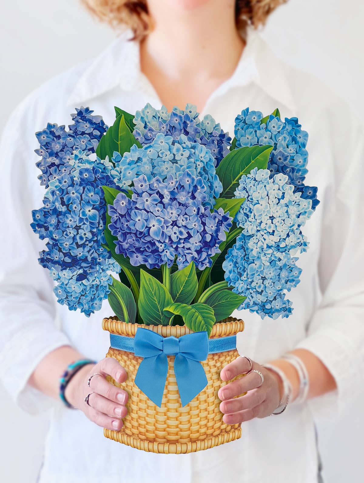 FreshCut Paper LLC - Nantucket Hydrangeas (8 Pop-up Greeting Cards)