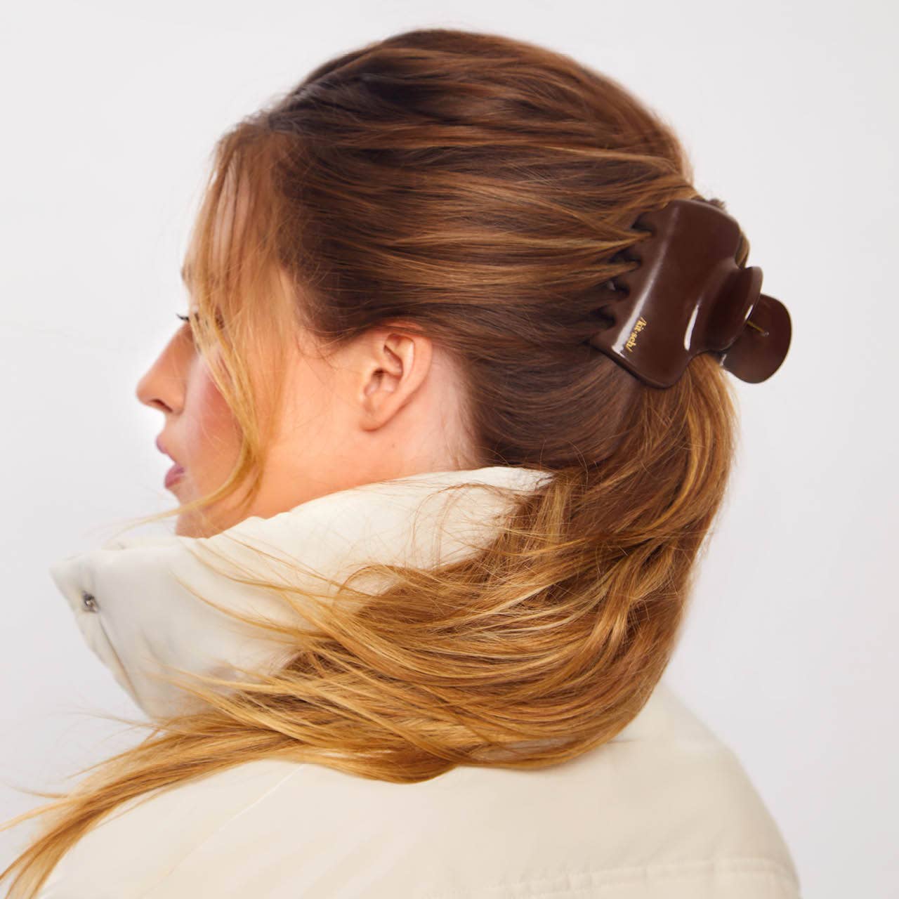 KITSCH - Recycled Plastic Puffy Cloud Clip 1pc - Chocolate