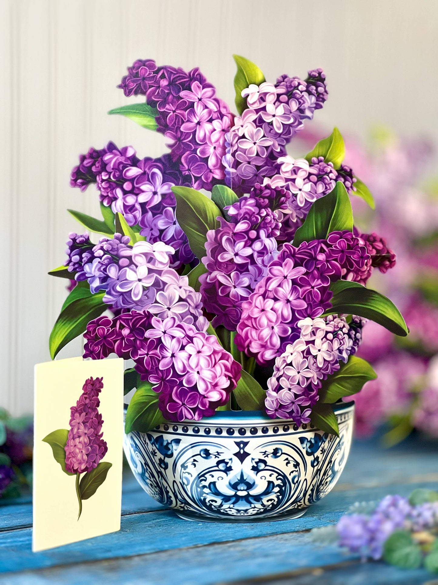 FreshCut Paper LLC - Garden Lilacs (8 Pop-up Greeting Cards)