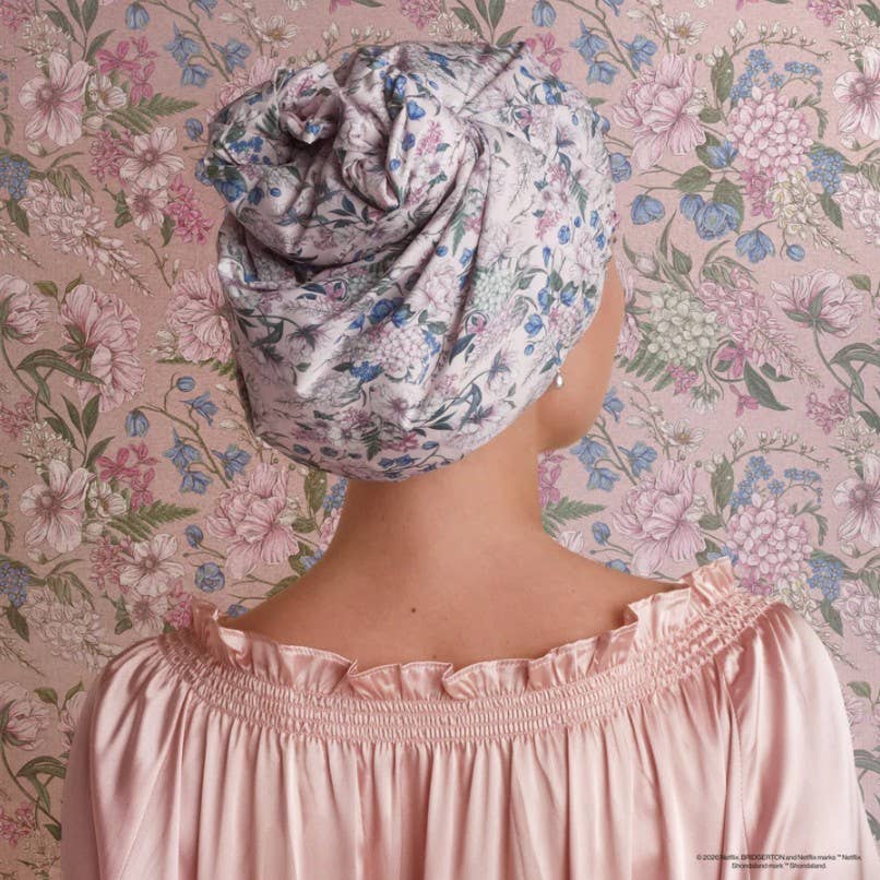 Bridgerton X Kitsch Satin-Lined Flexi Shower Cap in Wisteria