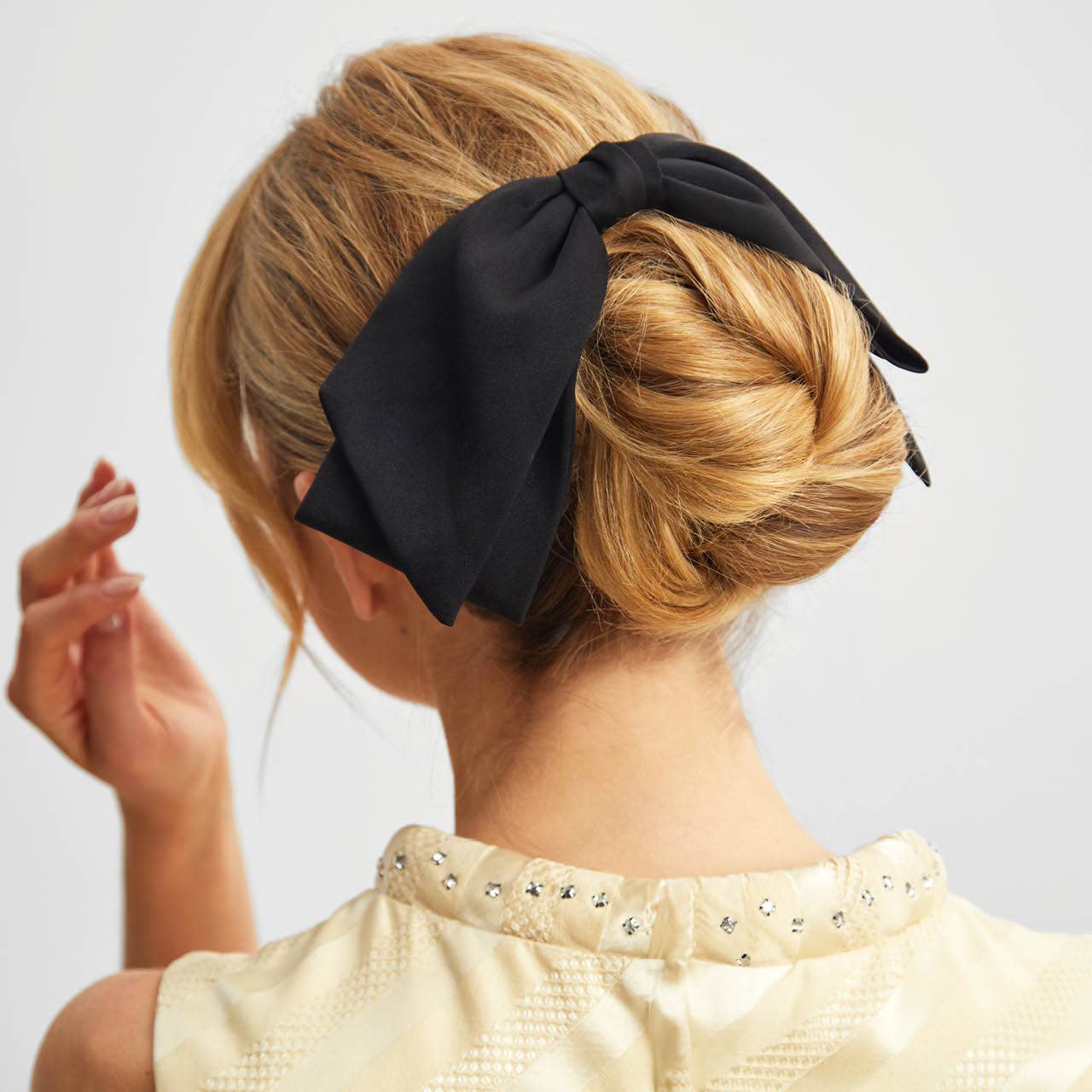 Recycled Fabric Bow Hair Clip 1pc- Black