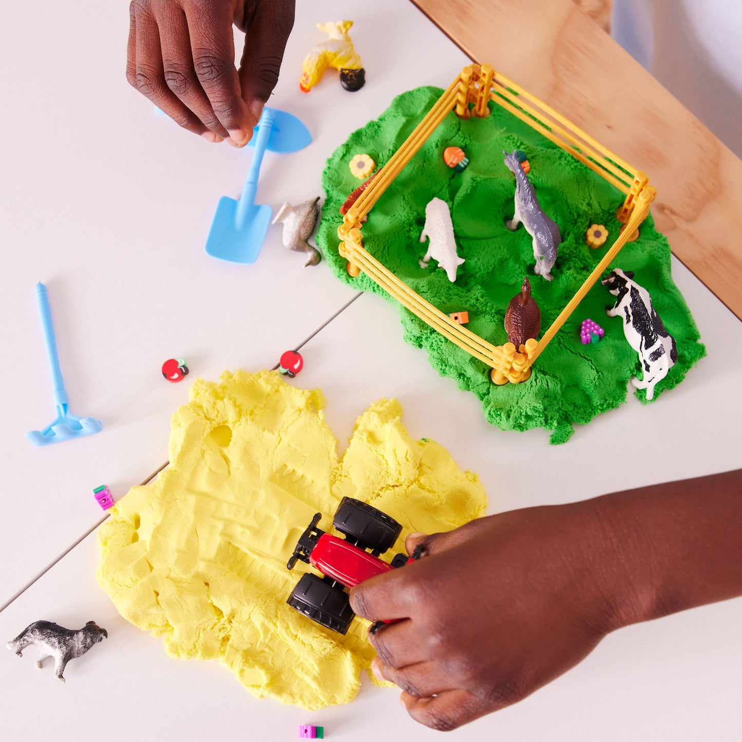 Sensory Pack Farm On the Go Sensory Play Set