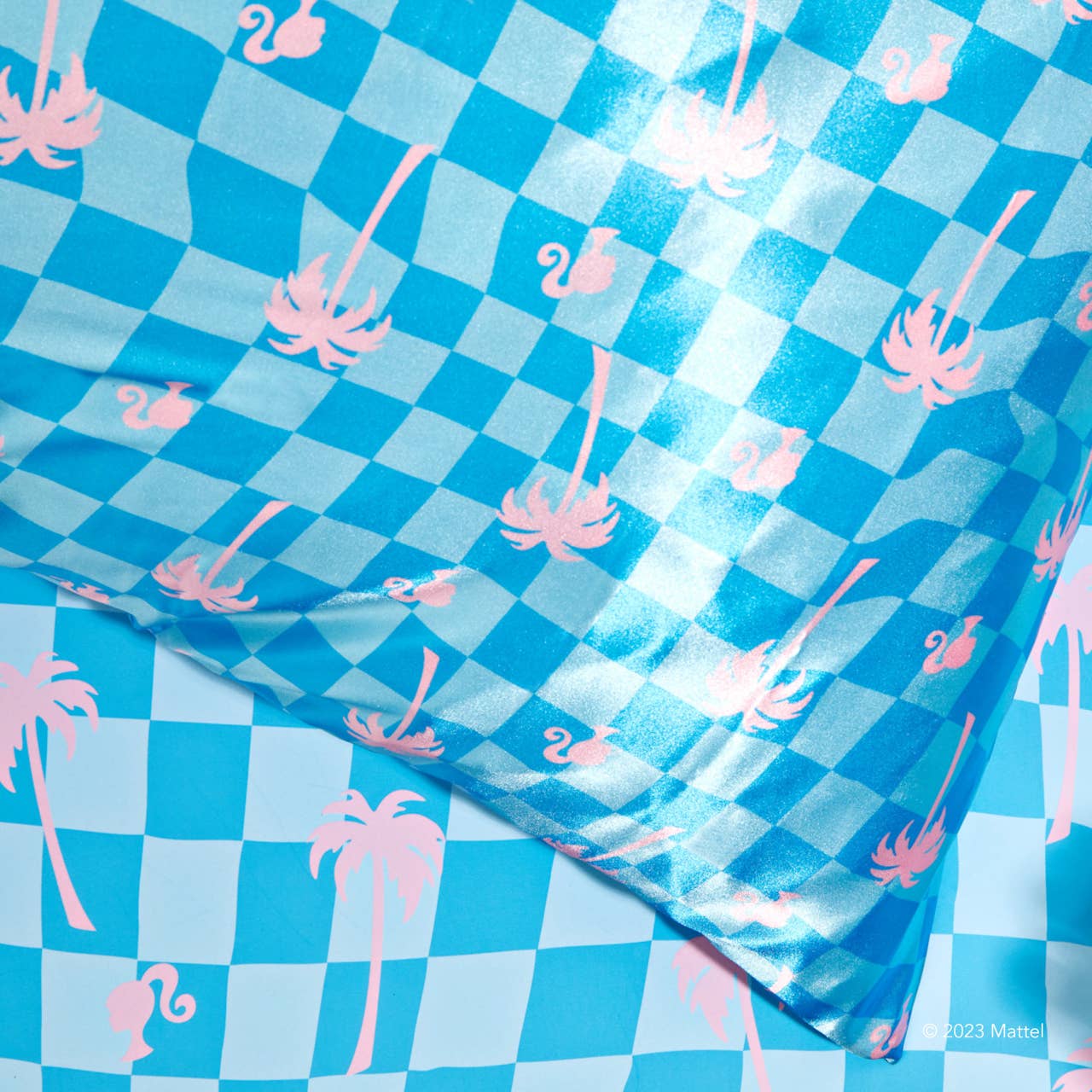 KITSCH - Barbie x kitsch Satin Pillowcase - Malibu Barbie