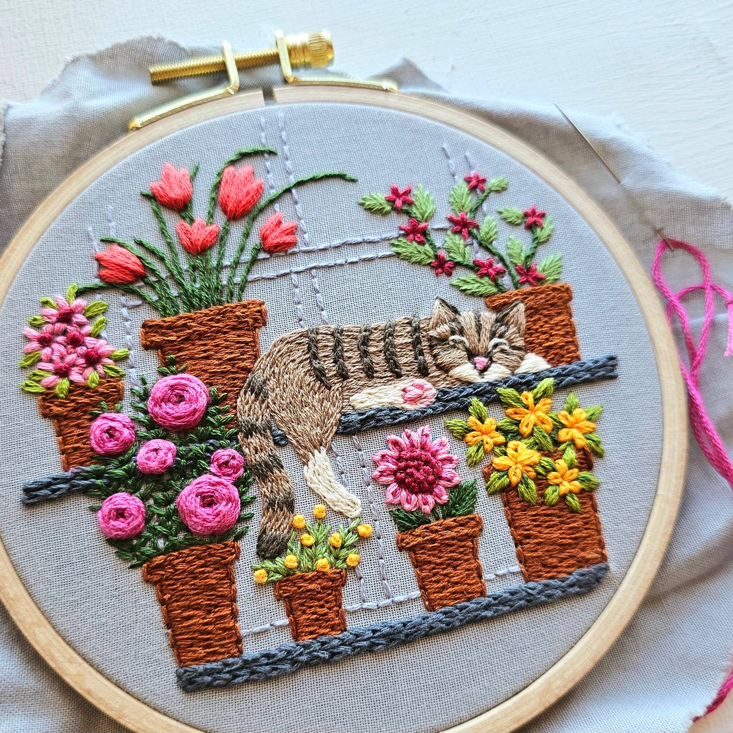 Jessica Long Embroidery - Catnap with Flowers Embroidery Kit