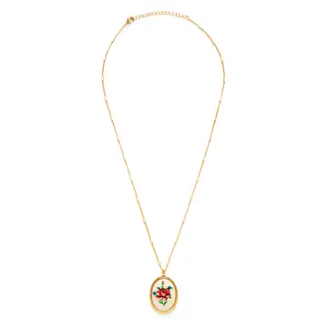 Needlepoint Pink Flower Vintage Cameo Necklace