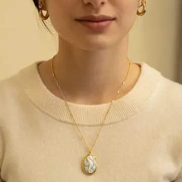 Seahorse Vintage Cameo Necklace