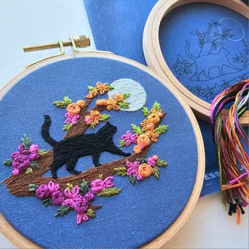 Mini Black Cat & Full Moon Embroidery Kit
